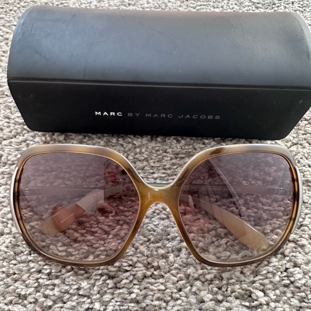 Marc by Marc Jacobs Brown Oversized Sunglasses